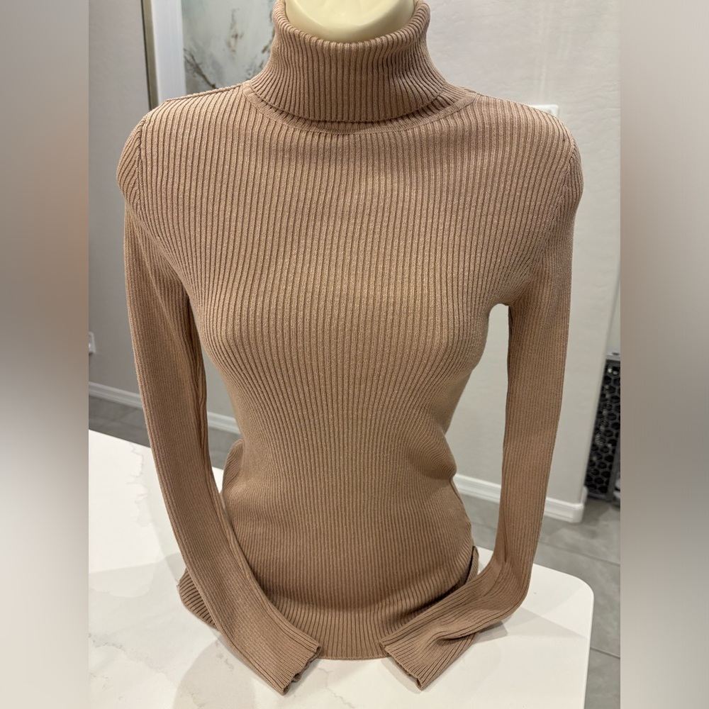 Tan Sweater shirt long neck nude woman size medium